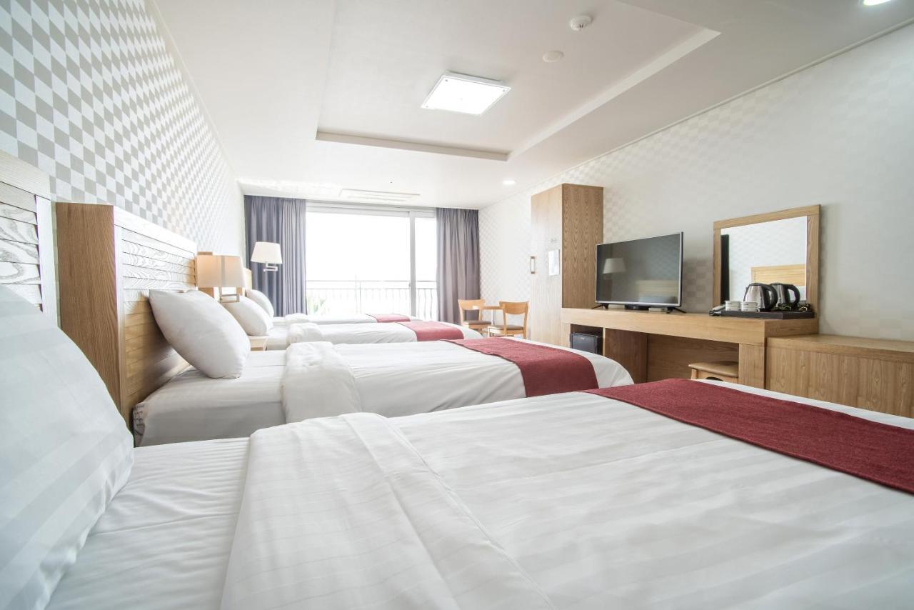 Breeze Bay Hotel Seogwipo Exterior foto