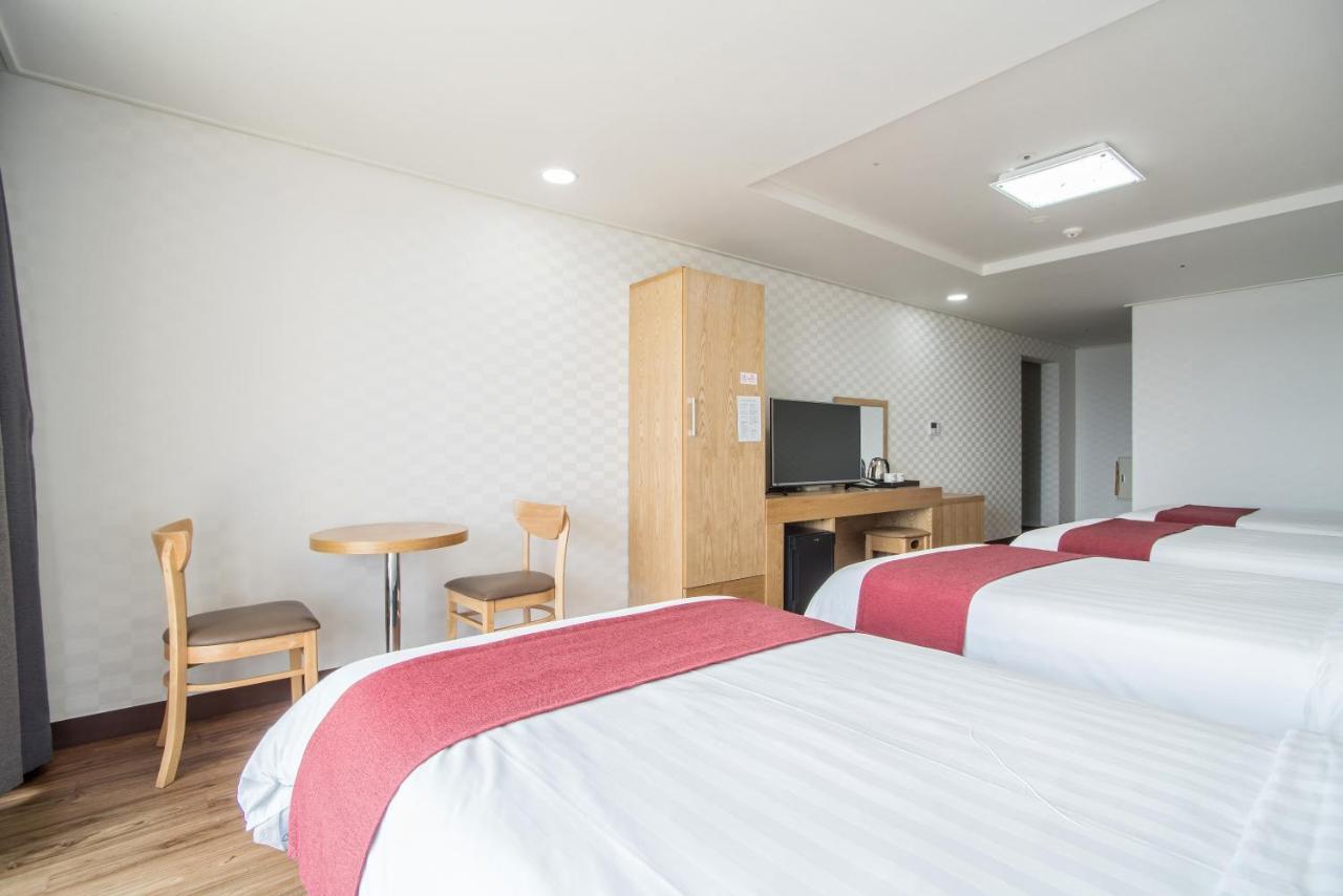 Breeze Bay Hotel Seogwipo Exterior foto